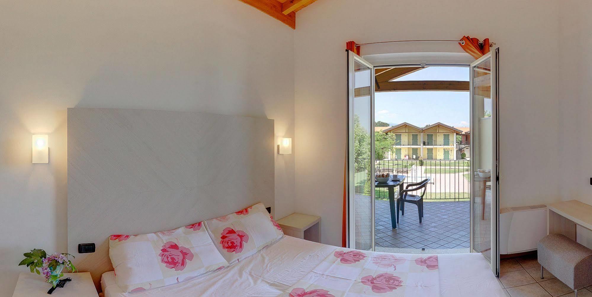 Residence Alice ดอร์เมลเล็ตโต ภายนอก รูปภาพ